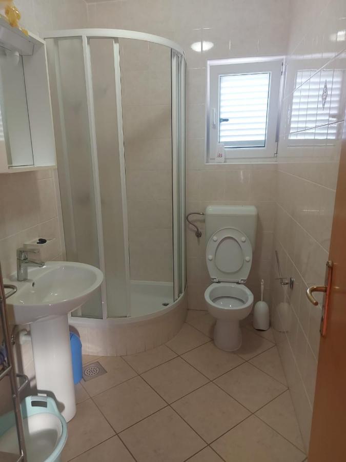 Apartmani Ciklic Dobropoljana Exterior photo